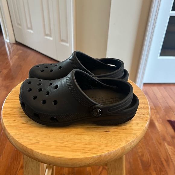 Crocs - Picture 2 of 7